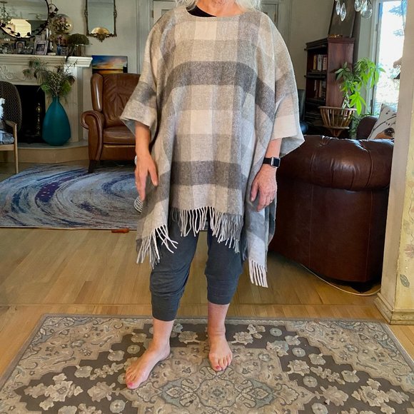 Wool Blend Part Two Grey Plaid Women's Fringe Poncho - Picture 1 of 5
